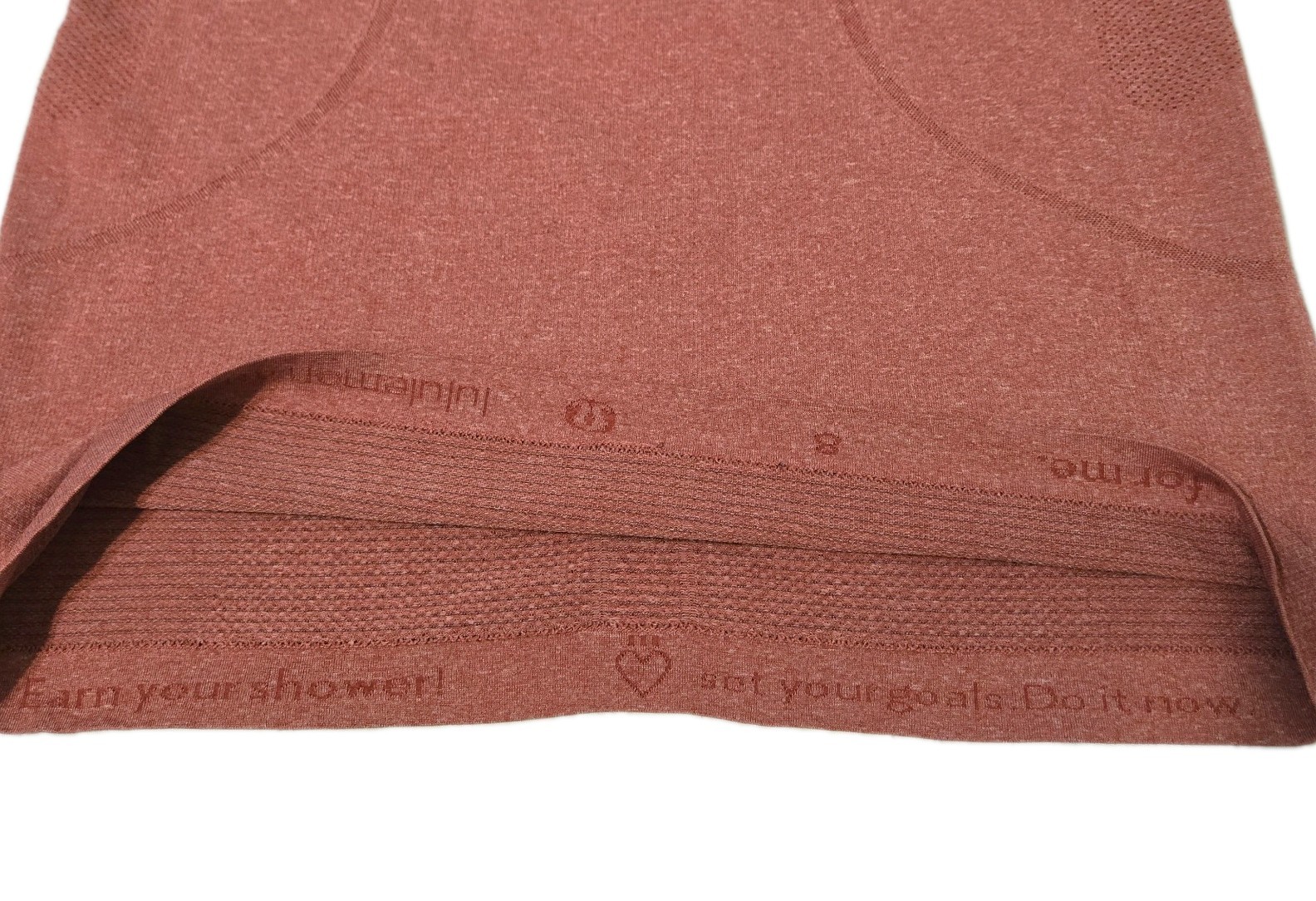 Lululemon Swiftly Tech Racerback Tank Top 2.0 Heathered Red Size 8