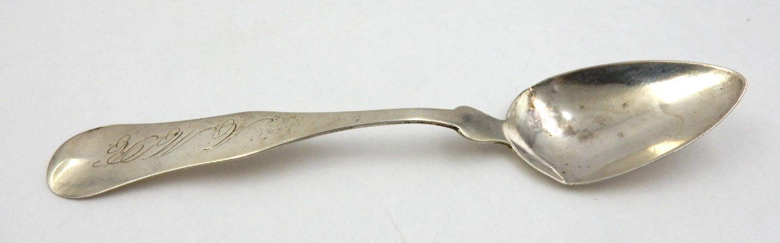 ANTIQUE N. HOWARD & SON MONOGRAMMED "AMR" PURE COIN SILVER SPOON, 13 GRAMS