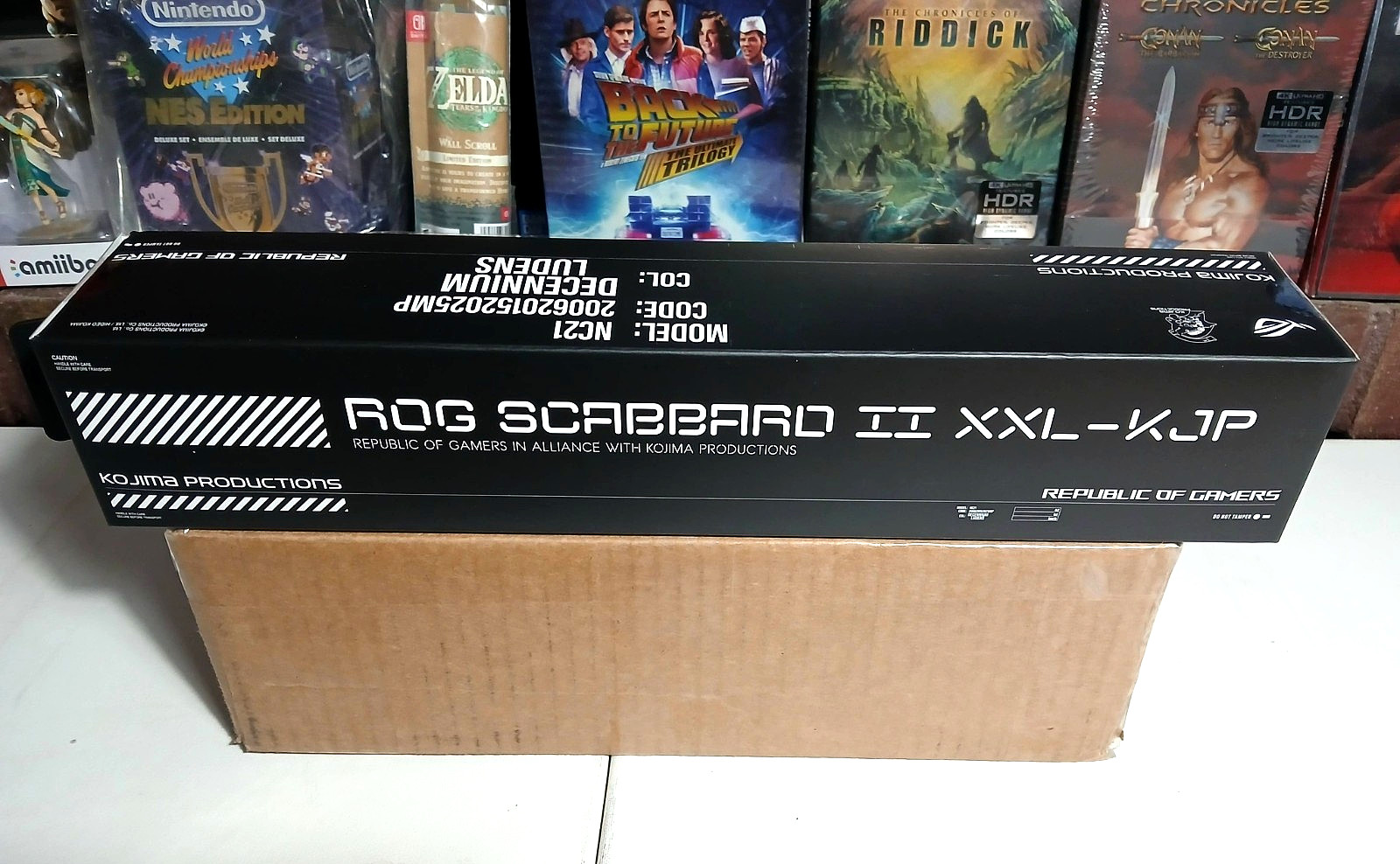 ASUS ROG x KOJIMA PRODUCTIONS Limited Ludens Edition Scabbard II Gaming Desk Pad