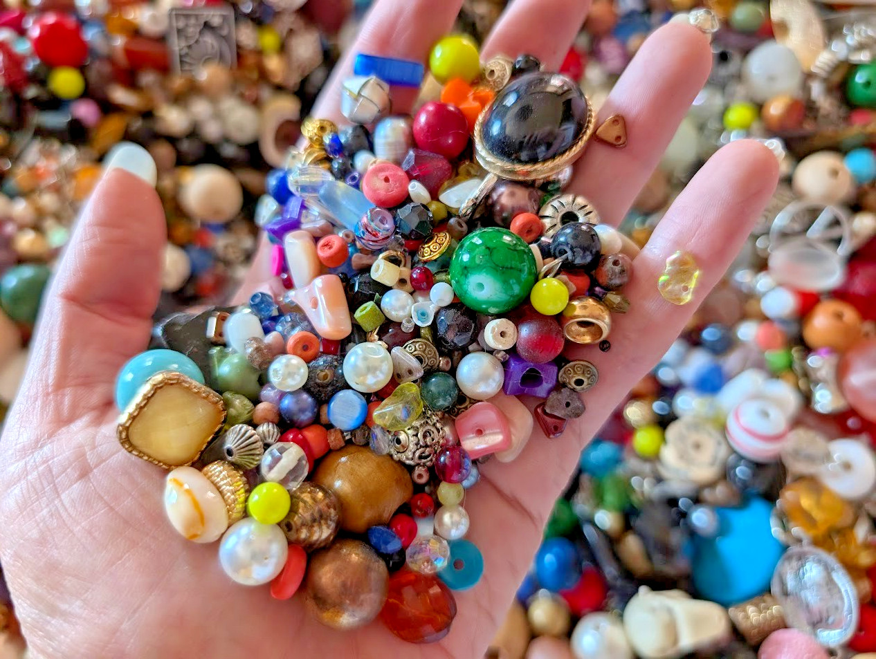 1 lb BEAD SOUP Random Mix Loose Jewelry Upcycled Craft Charms 16 oz 450 g