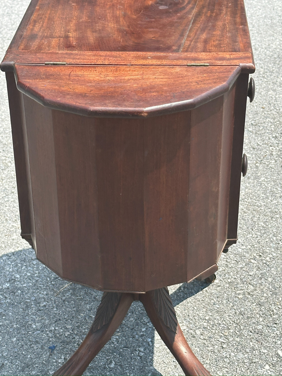 antique 1800s walnut sewing stand table Lancaster pa provenance Washington