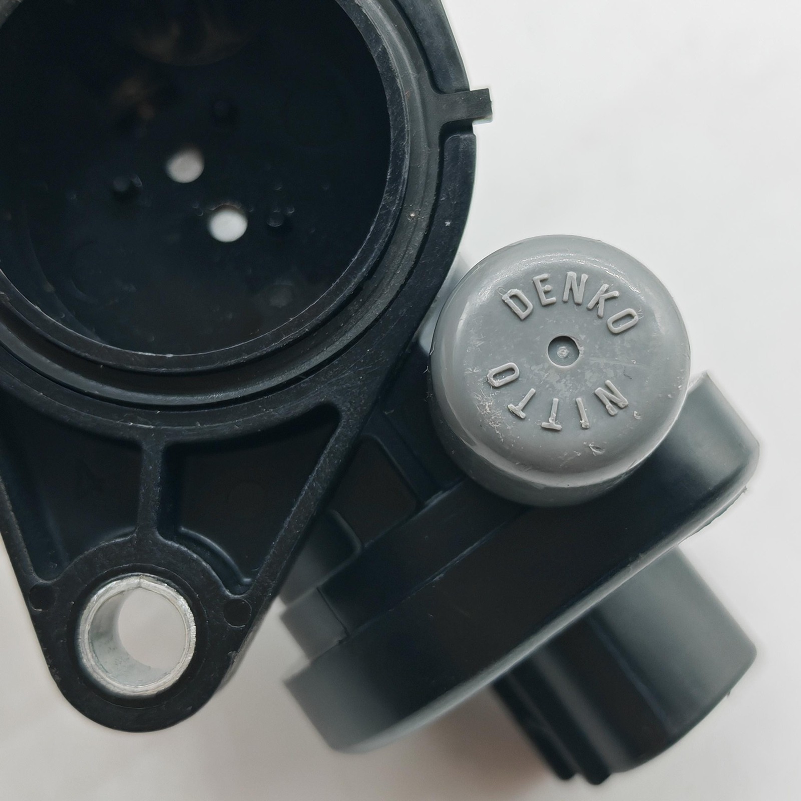 Genuine DENSO Idle Air Control Valve For Honda Civic Acura TL 17150-RNA-A01 US