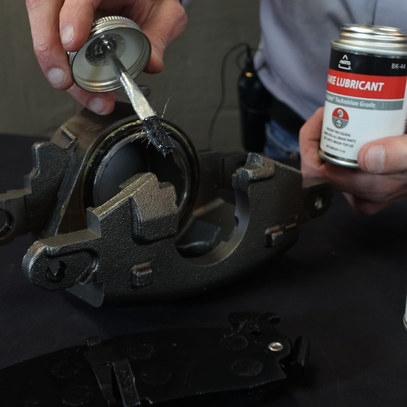 4 oz Silicone Brake Grease Brush Top Brake Caliper Lubricant High Temp