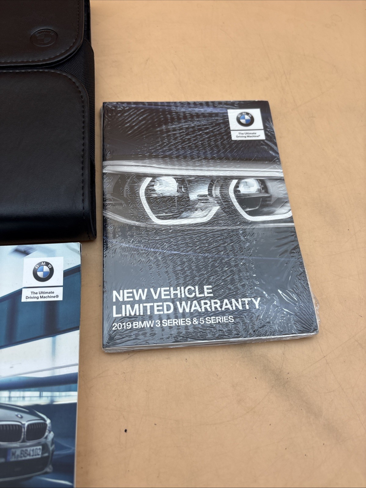 2019 BMW 5 SERIES SEDAN OWNERS MANUAL 530e plug-in hybrid M550i xDrive With case