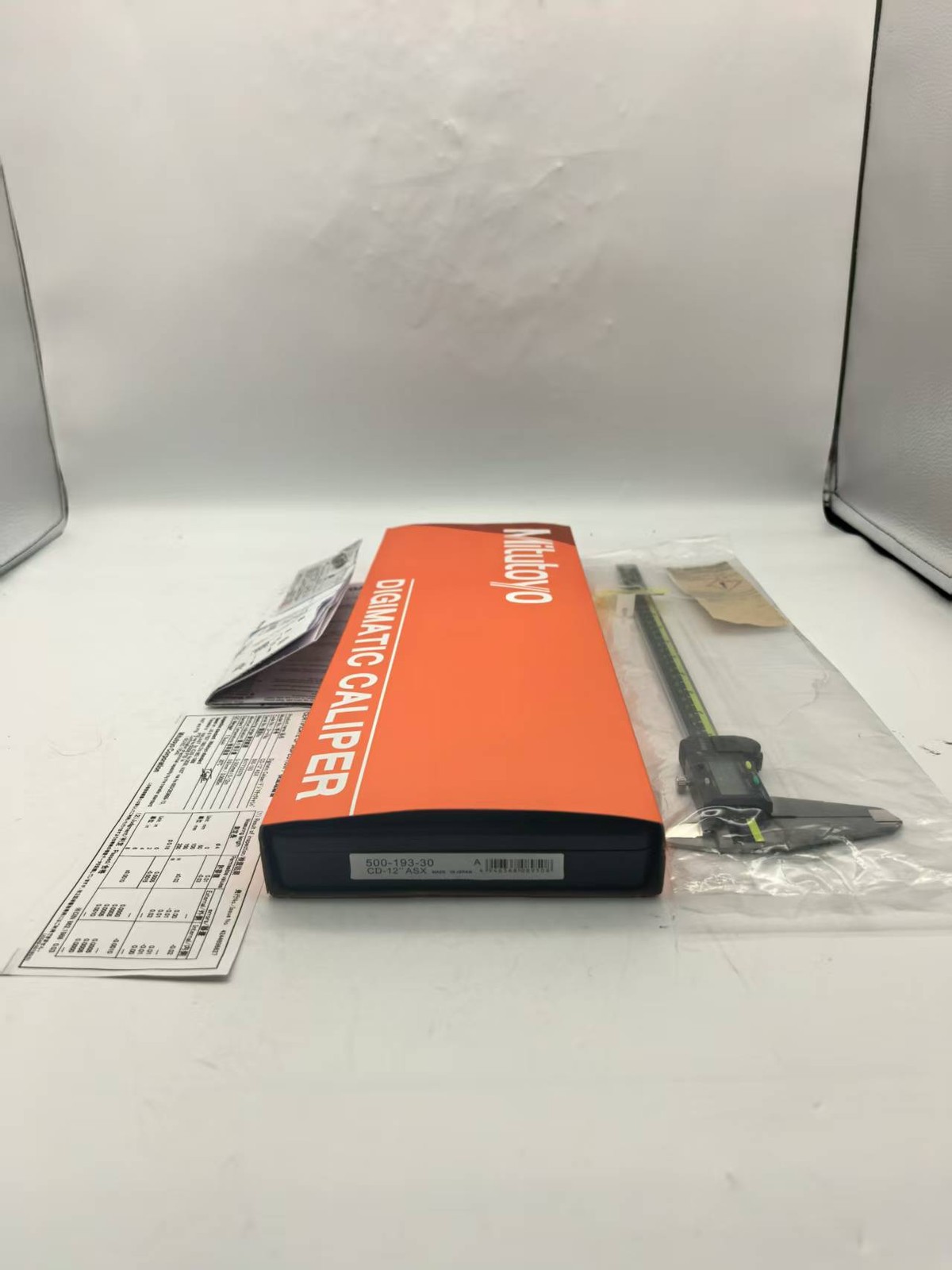 1Pcs Mitutoyo 500-193-30 300mm/12" Absolute Digital Digimatic Vernier Caliper US