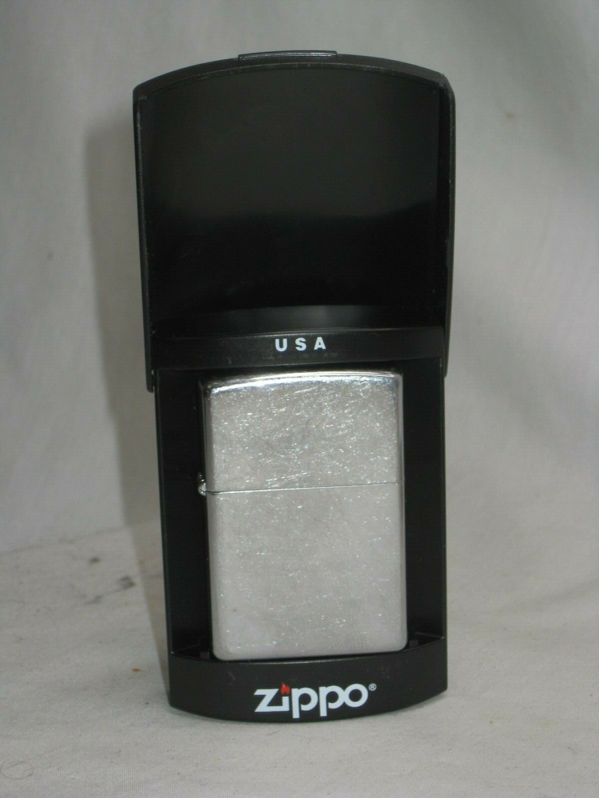 ZIPPO L 06 lighter U.S.A. made w/ case original single blank chrome