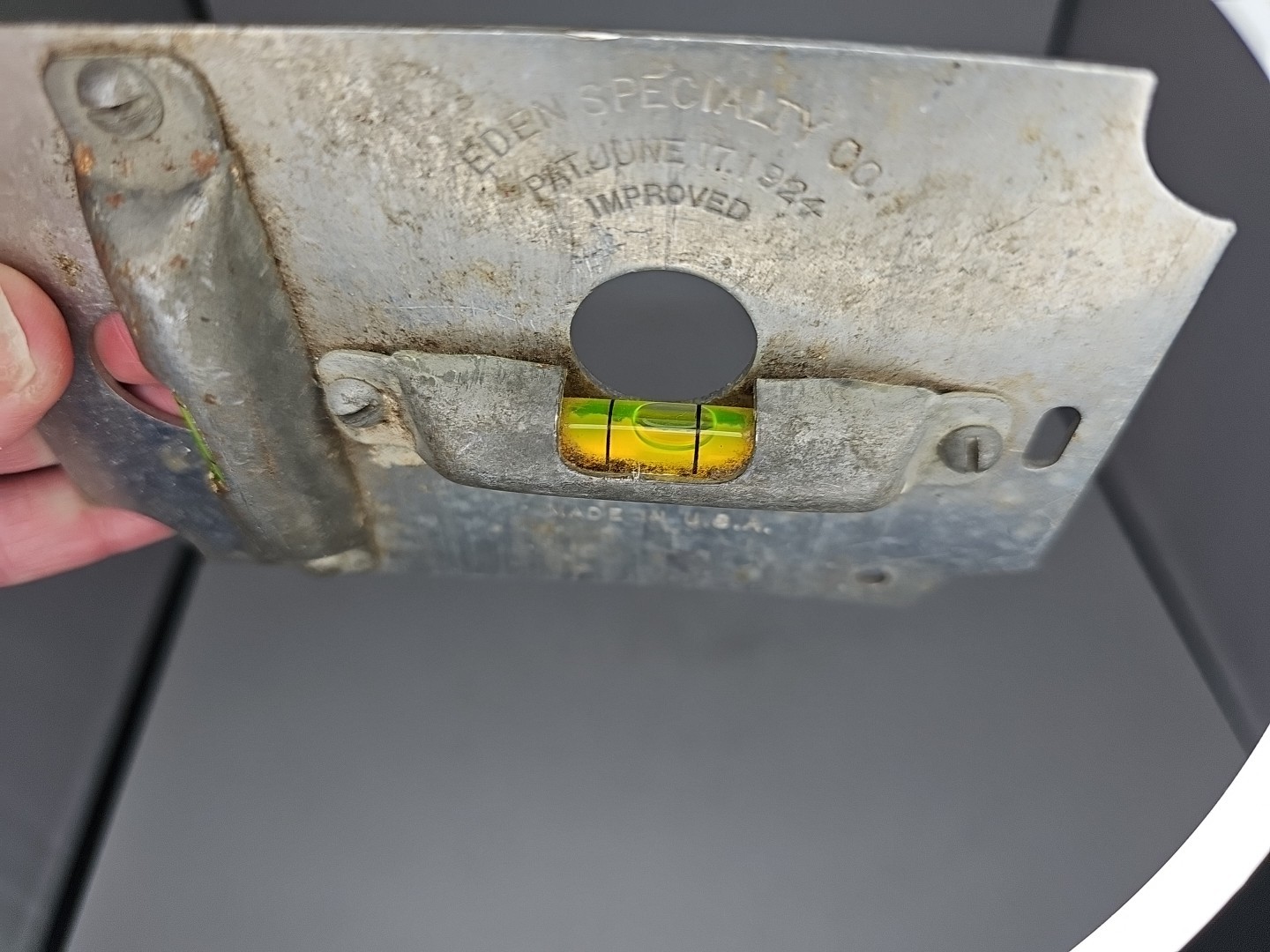 Eden Specialty Co. vintage line level tool 1924 patent aluminum brass
