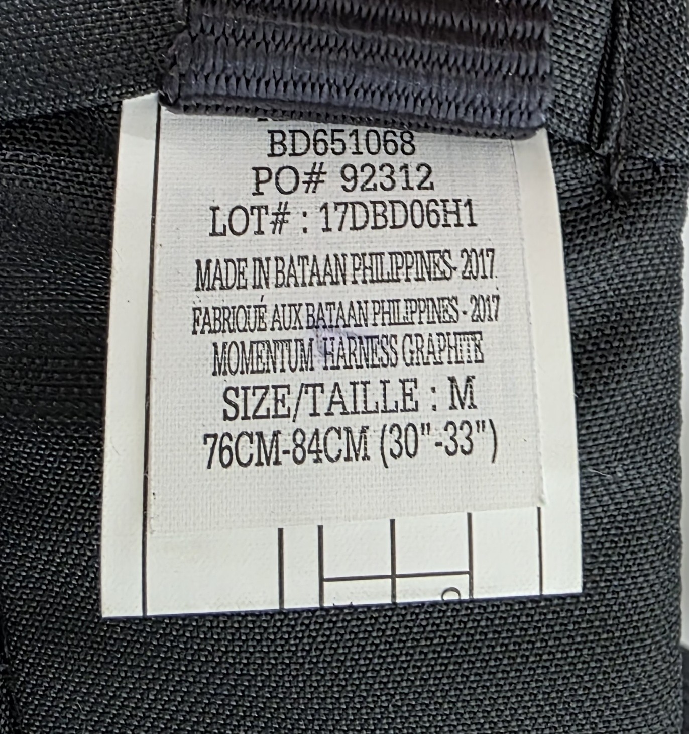 Black Diamond Momentum Climbing Harness Graphite - Size Medium 30"-33"