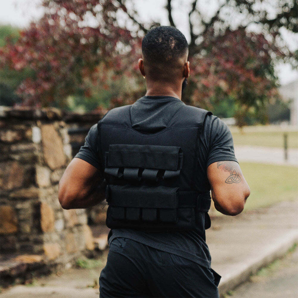 Titan Fitness Elite Series 30 LB Adjustable Weight Vest, (12) 2.5 LB Ingots