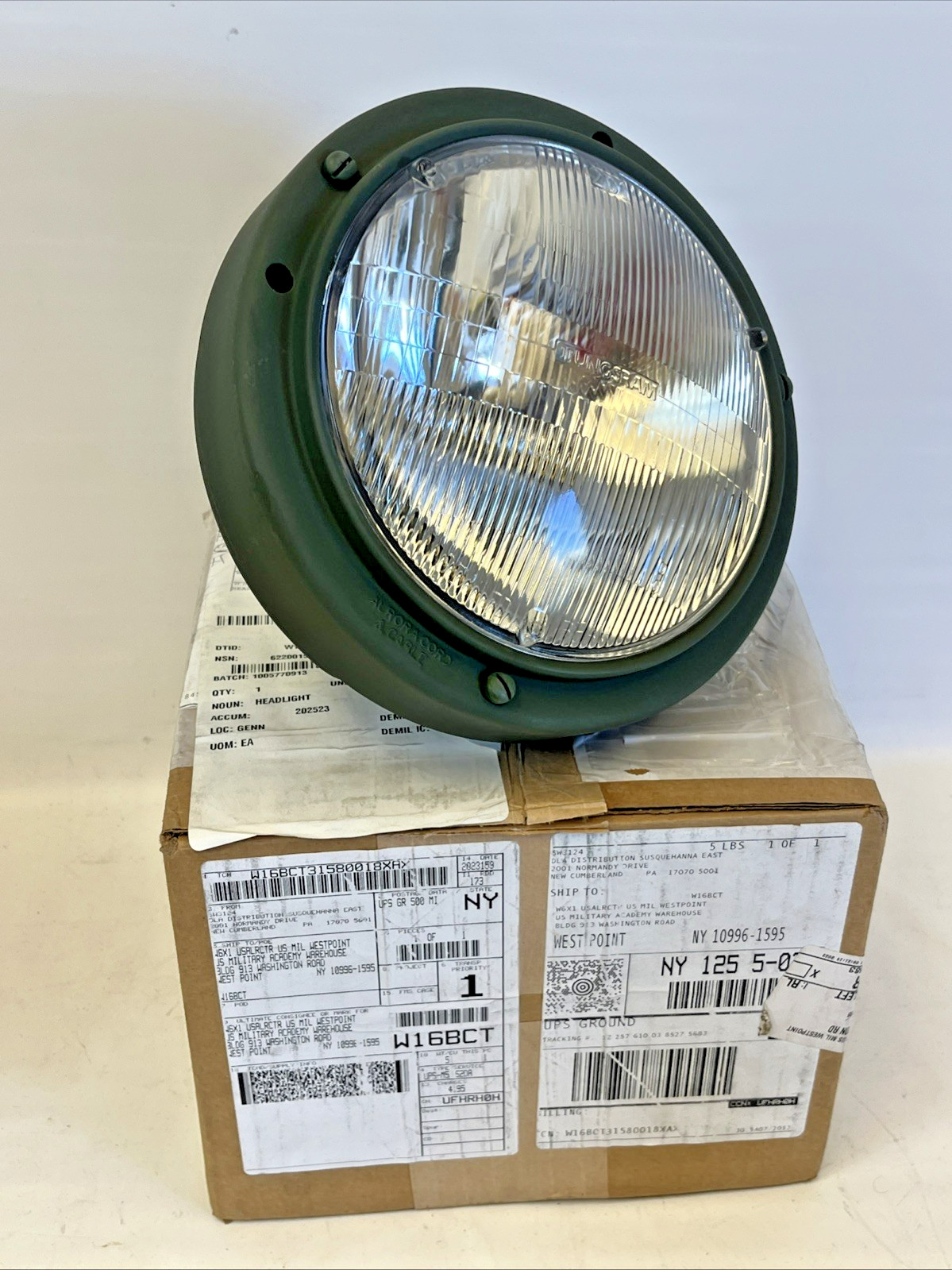 12422867 HMMWV FMTV Headlight Assembly W/ Bulb 6220-01-502-1852 GREEN *NEW*