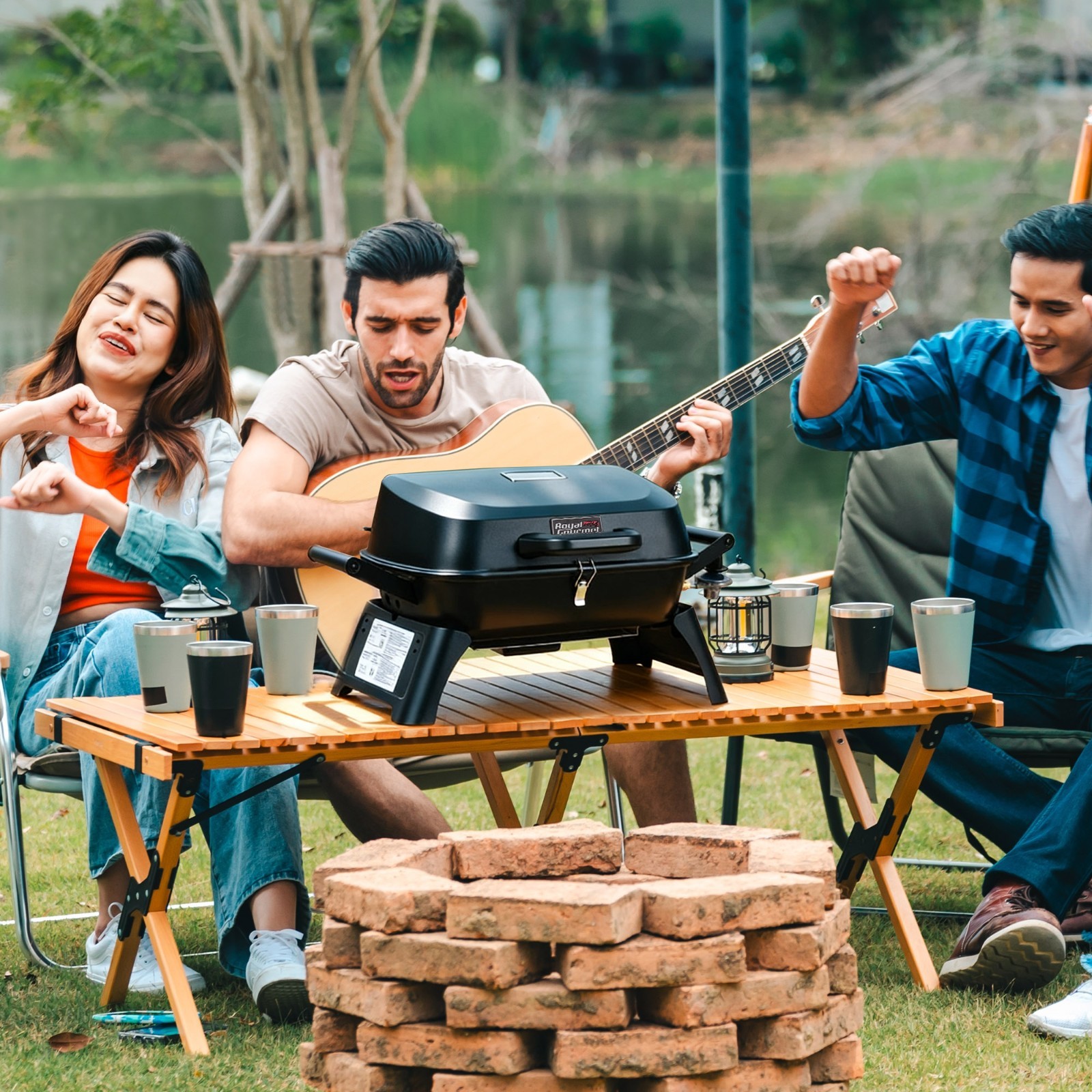 Royal Gourmet Tabletop Propane Gas Grill with Travel Locks/Folding Leg Black