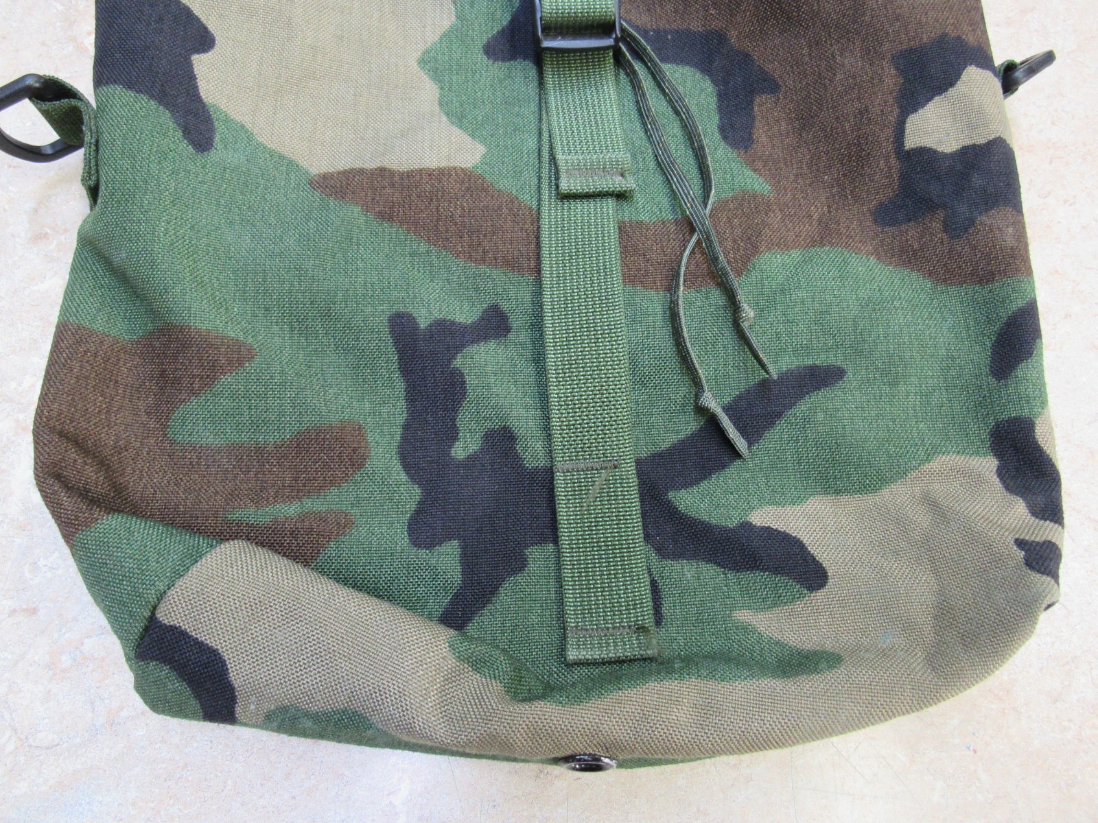 US Military Woodland Camo Sustainment Pouch Molle II