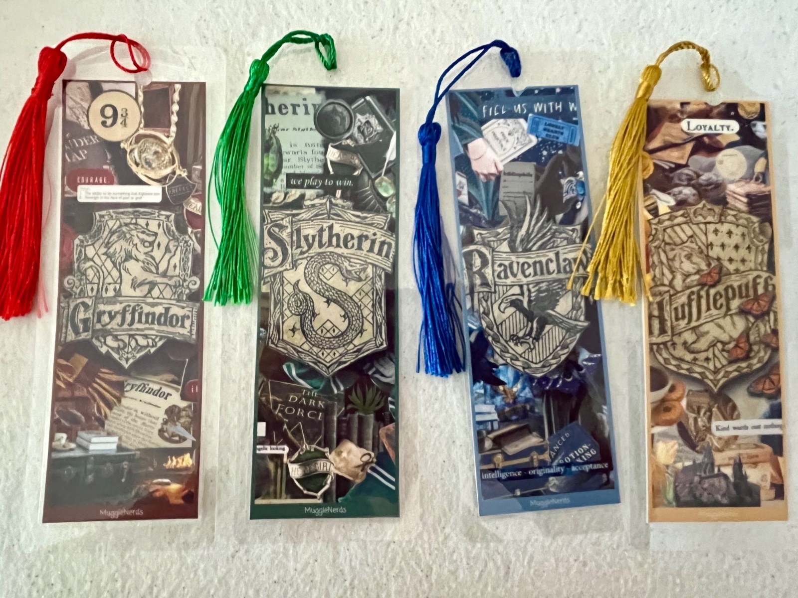 HARRY POTTER HOGWART HOUSES BOOKMARKS SET OF 4  LAMINATED WITH TASSELS HANDMADE