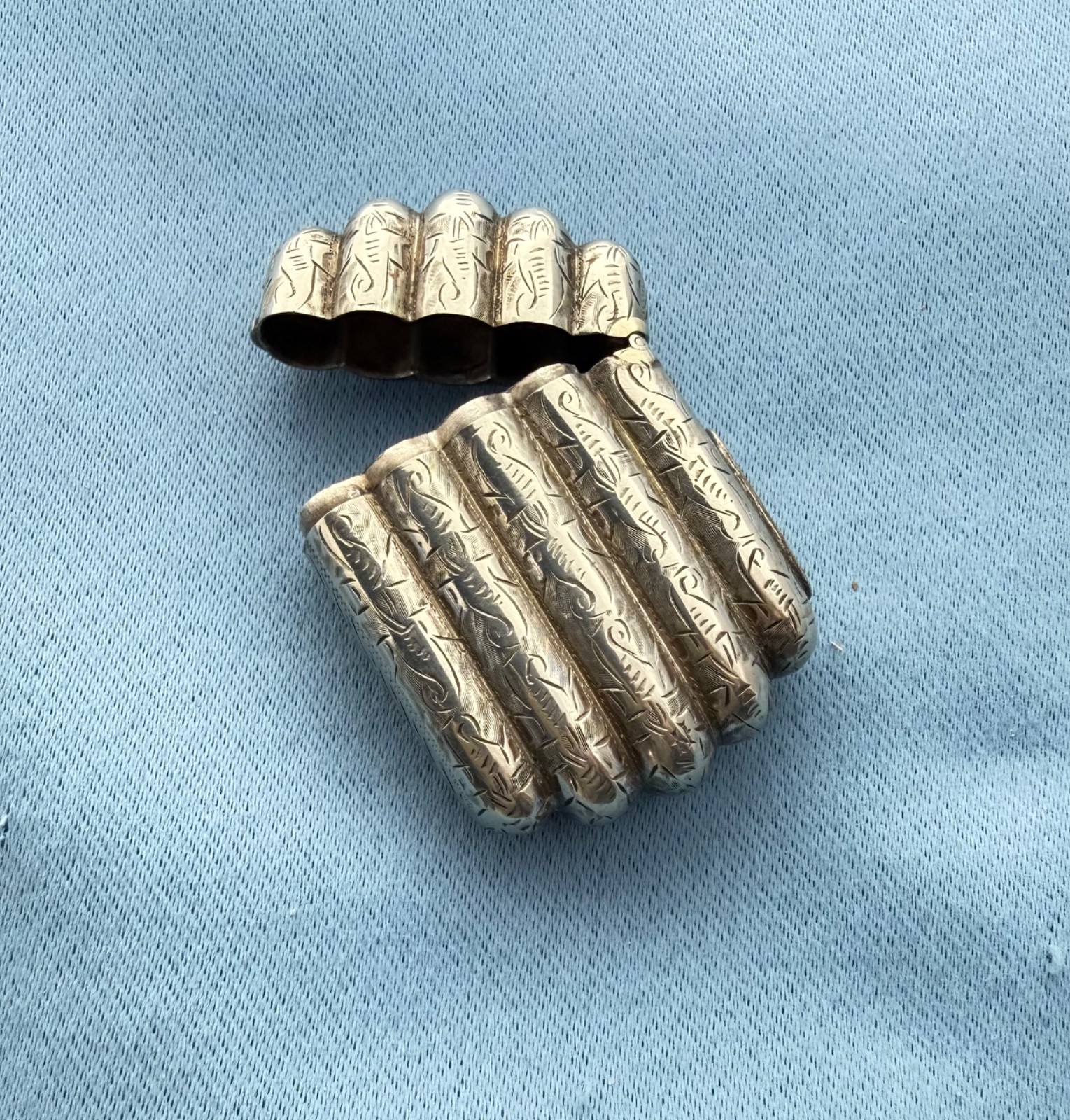 Match Safe Coin Silver Bundle of Cigars Maker ? 1 4/4 x 1 1/4 In No Mono 19.5 Gr