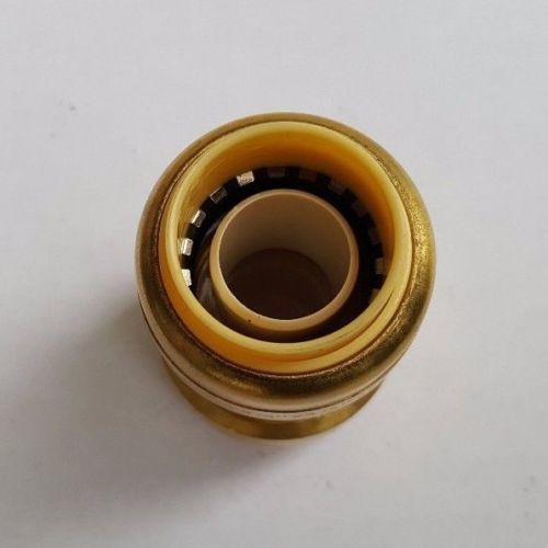25 PIECES 3/4" X 3/4" SHARKBITE STYLE PUSH FIT COUPLINGS FITTINGS, LEAD FREE