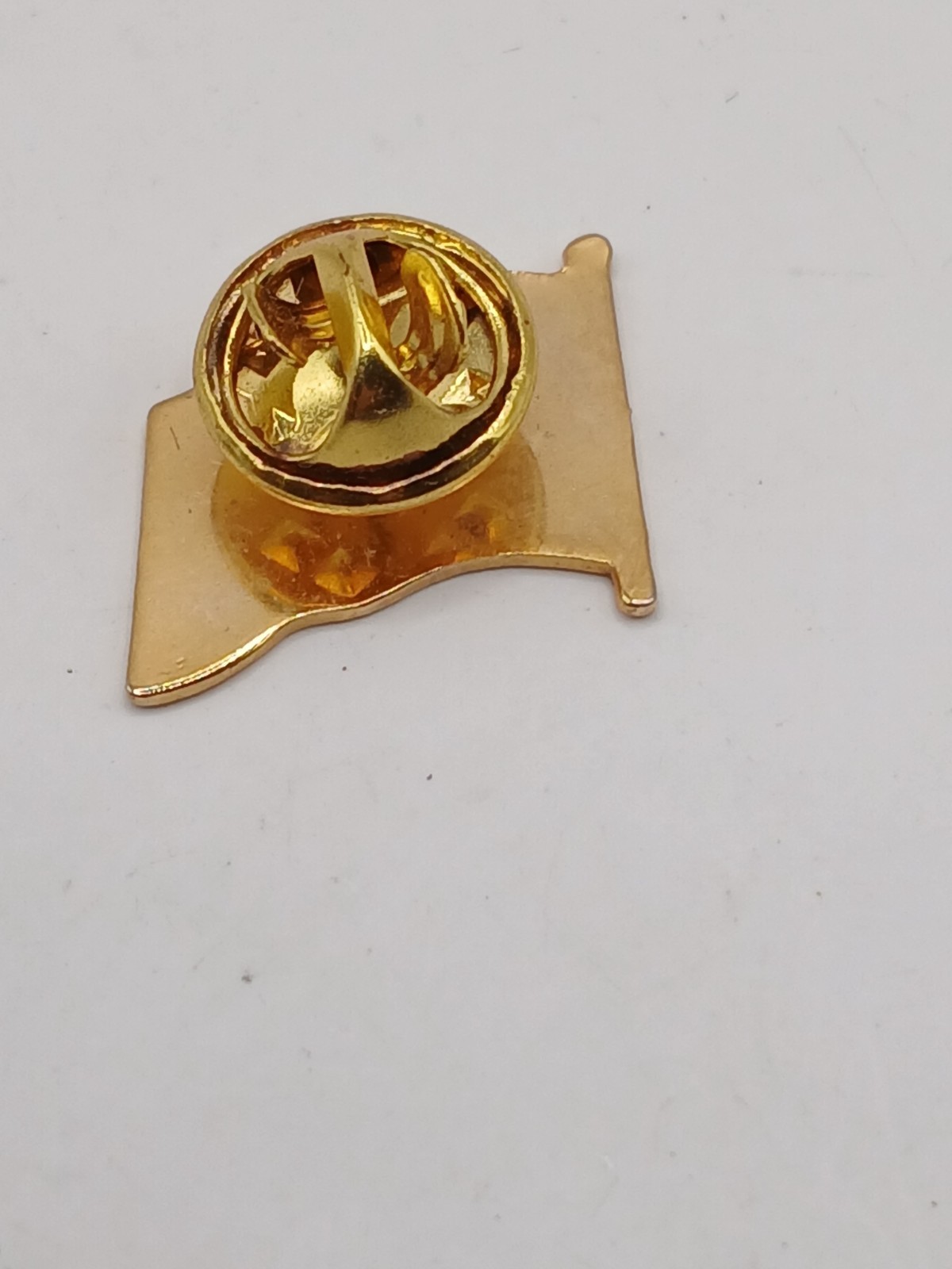 Israel Flag Enamel Lapel Pin Used Collectible with Free Shipping