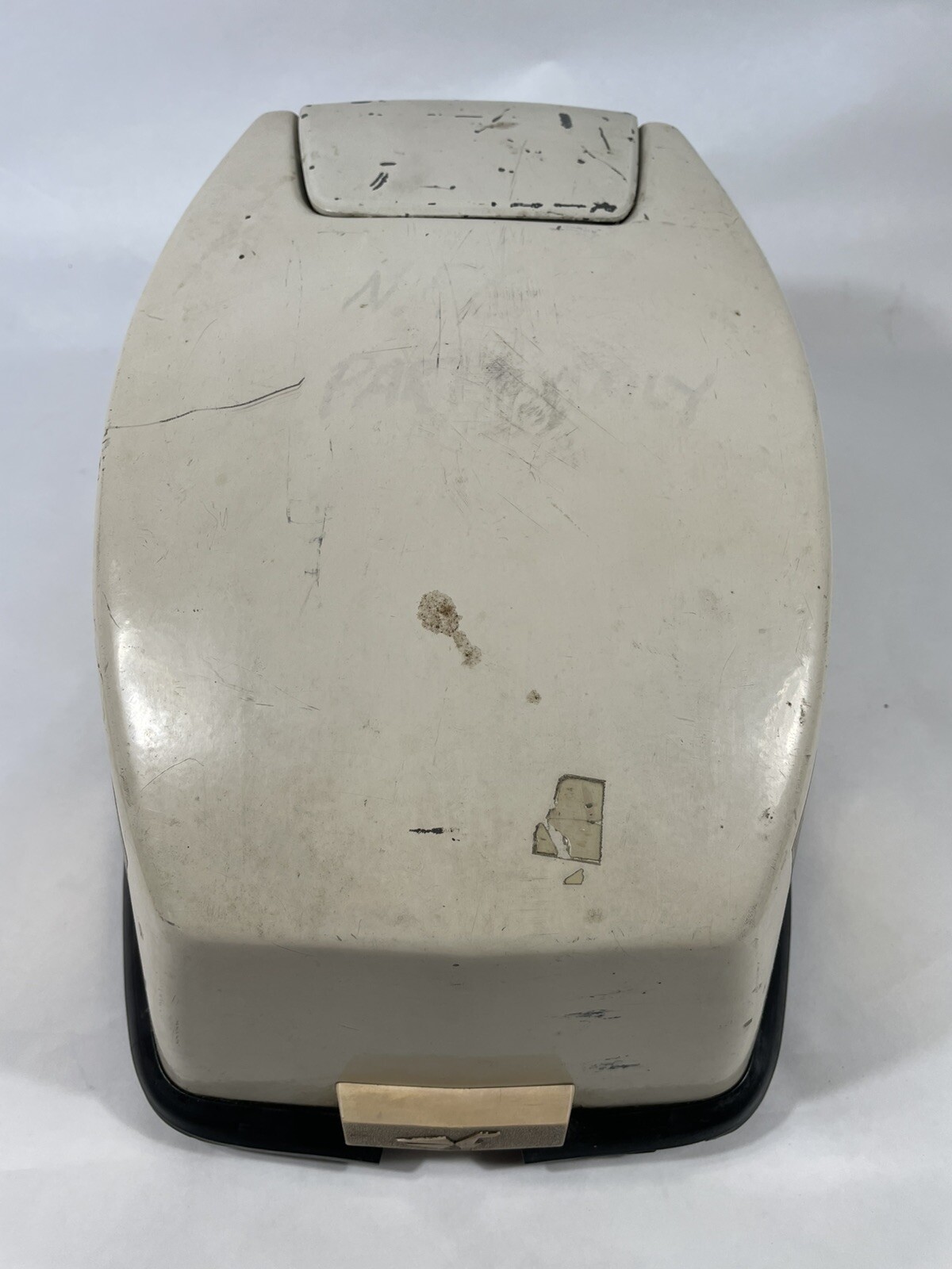 1969 Johnson 4 HP Outboard Hood Cover Cowling 0383162