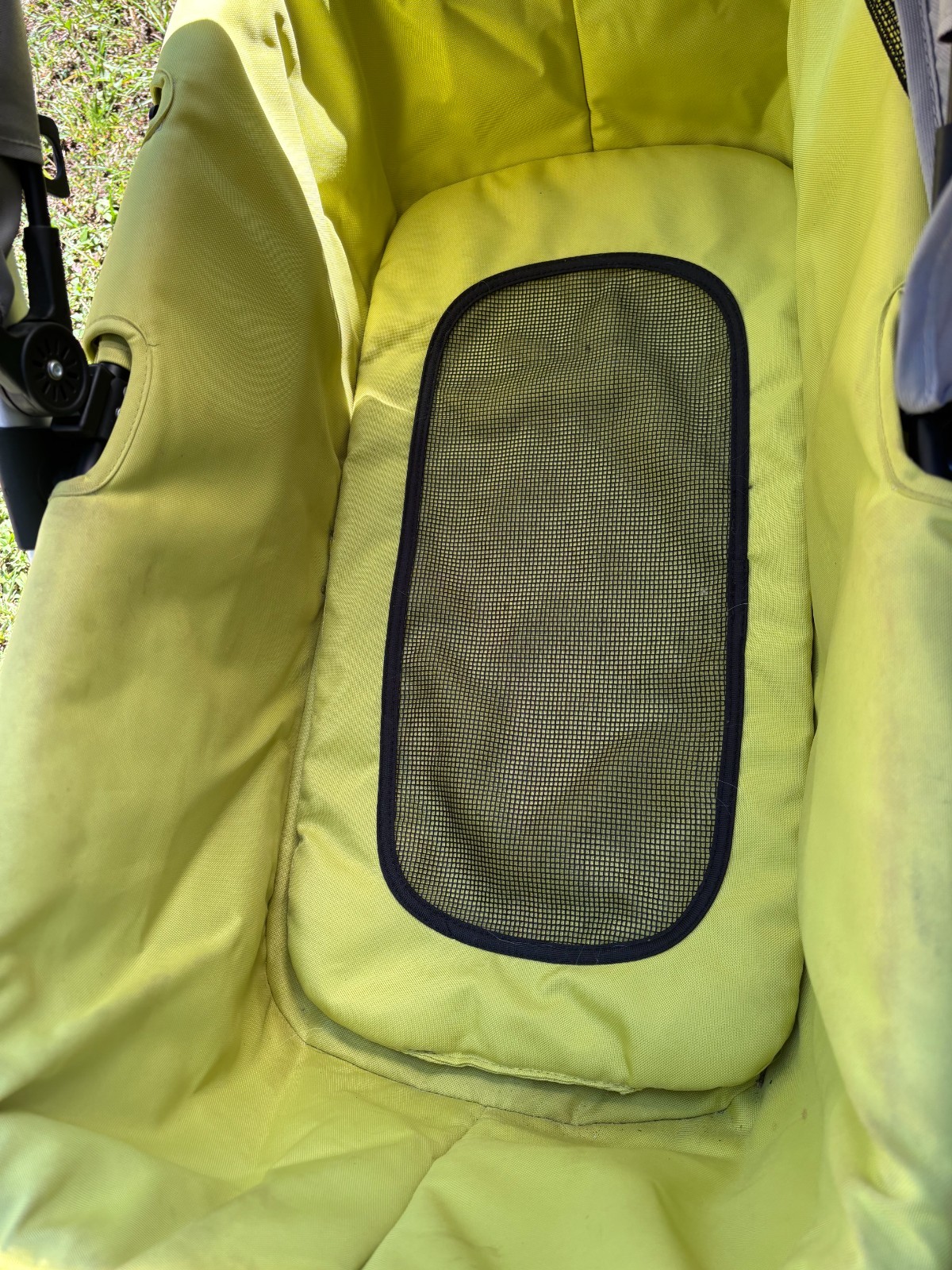 IBIYAYA Pet Stroller - Medium 4-Wheel Luxury Dog-Cat Stroller with Two Openings