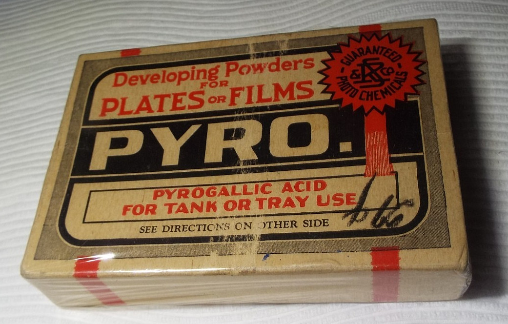 VERY RARE ANTIQUE 1920'S-30'S PYRO. DEVELOPING POWDERS FOR PLATES OR FILM READ!!
