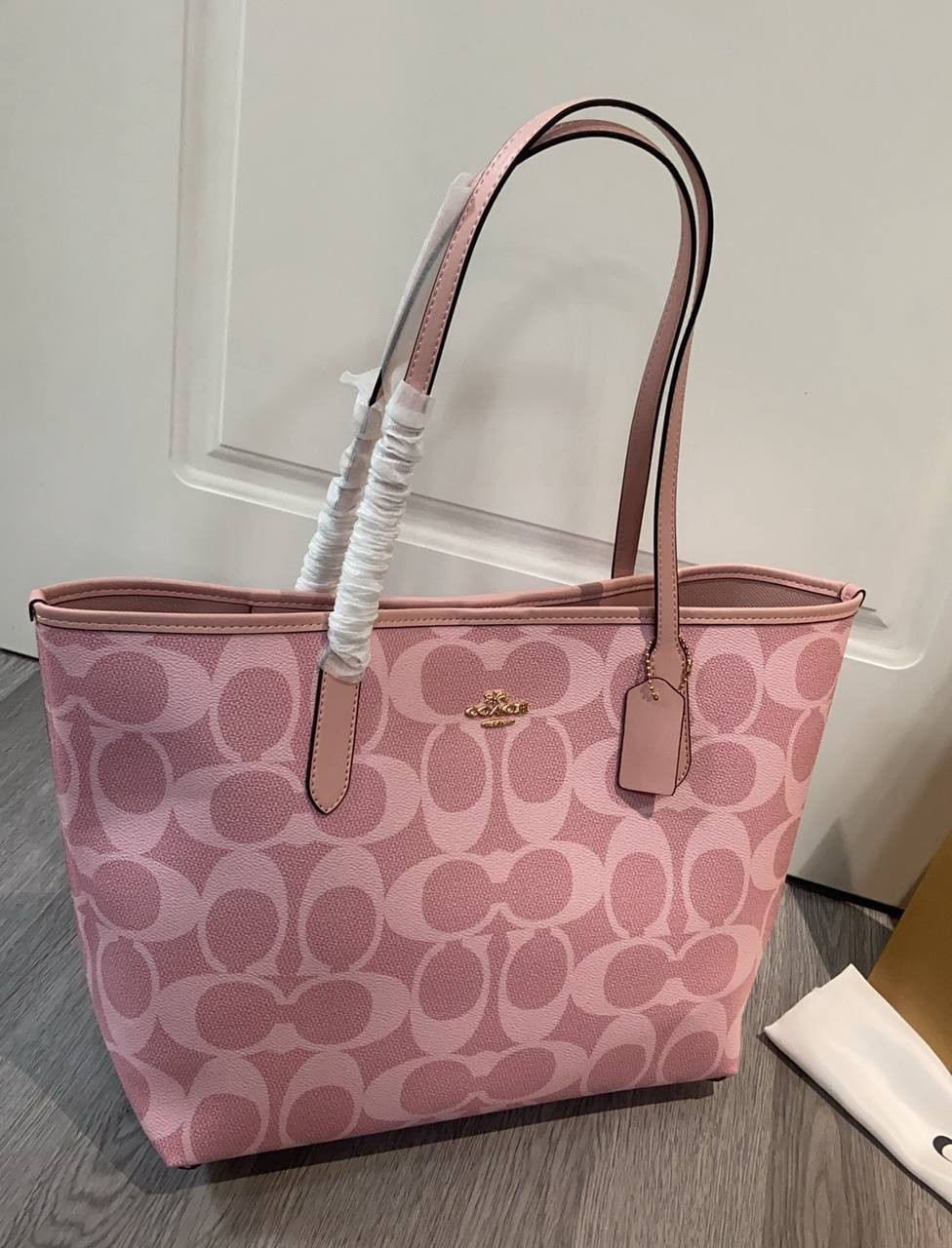 COACH City Tote Bag Signature Canvas Powder Pink CAL49 Outlet NEW