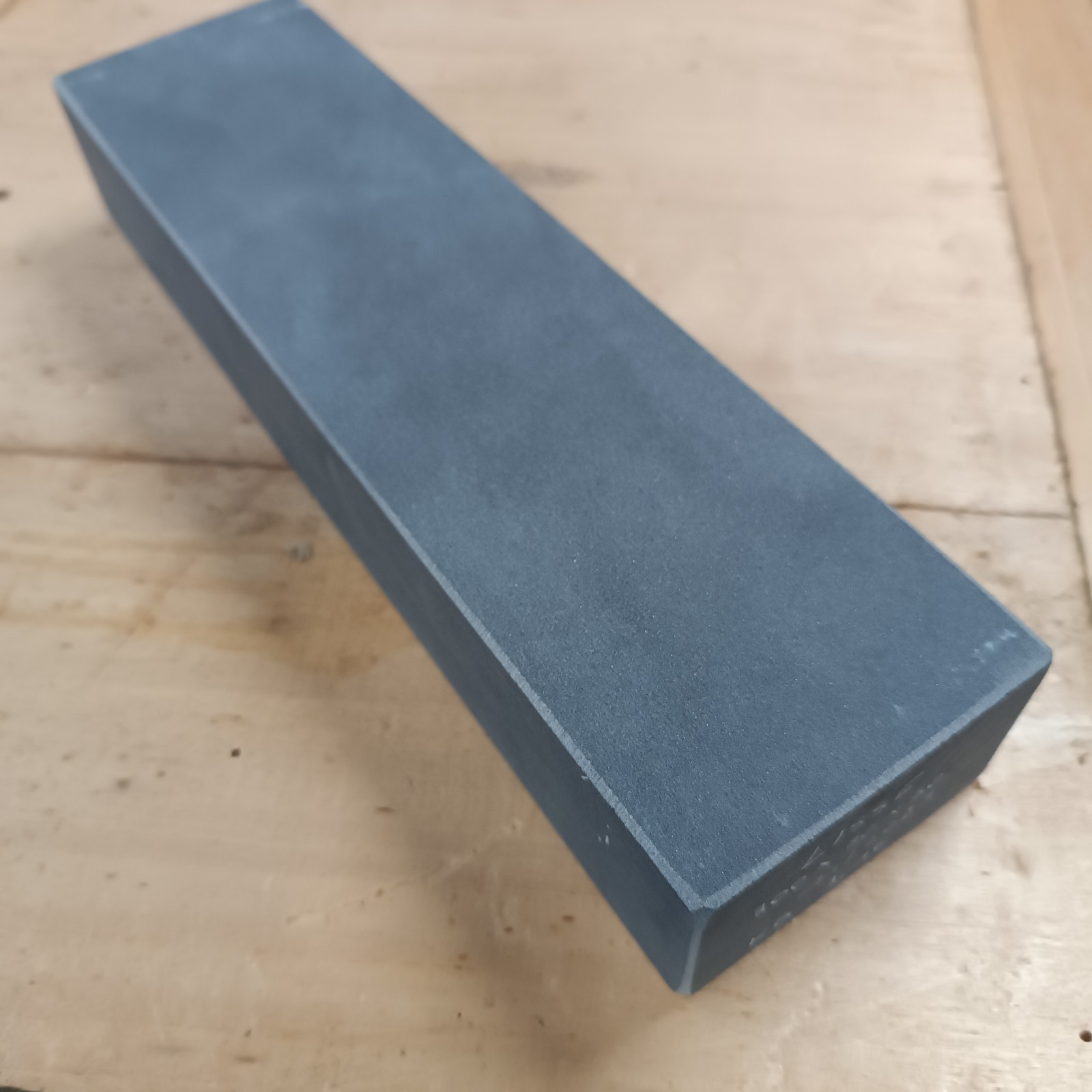 FRENCH Pyrenees NATURAL SHARPENING STONE, LARGE SIZE BIG BLOCK 7.1 lbs RARE !!!!