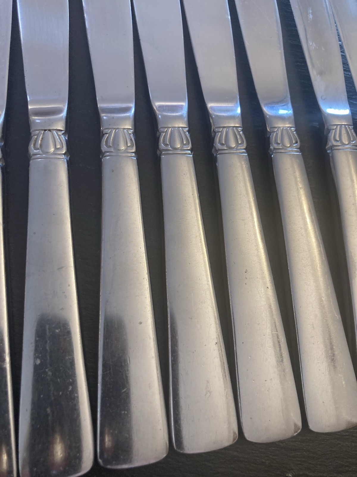 Reed Barton Stainless SANDERLING 12 Pcs SHIPS FREE