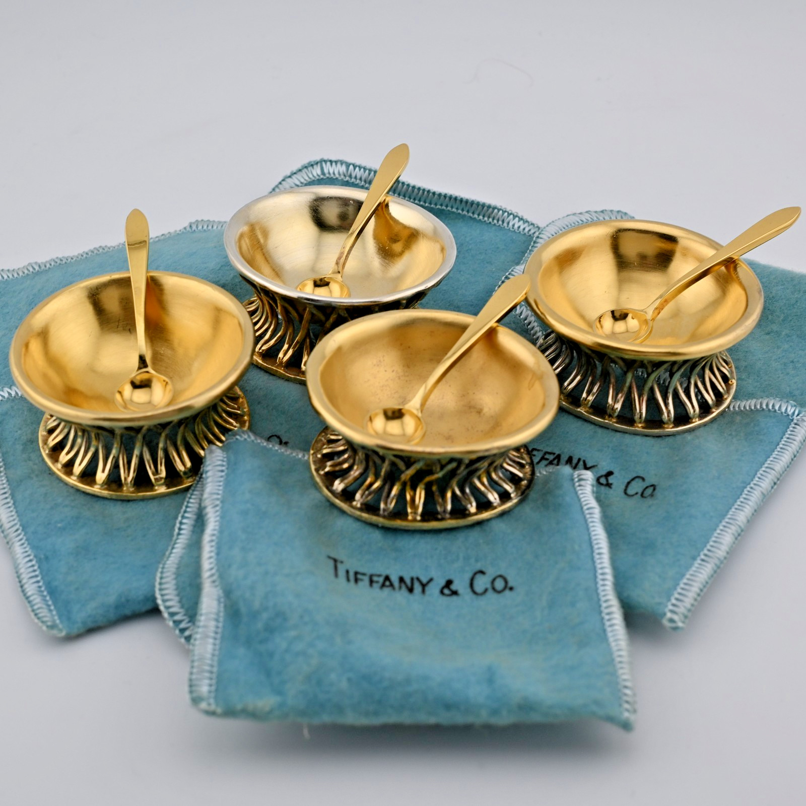 RARE 4 Tiffany & Co Sterling Silver Gilt Salt Cellars & Spoons Mexico 7.55ozt