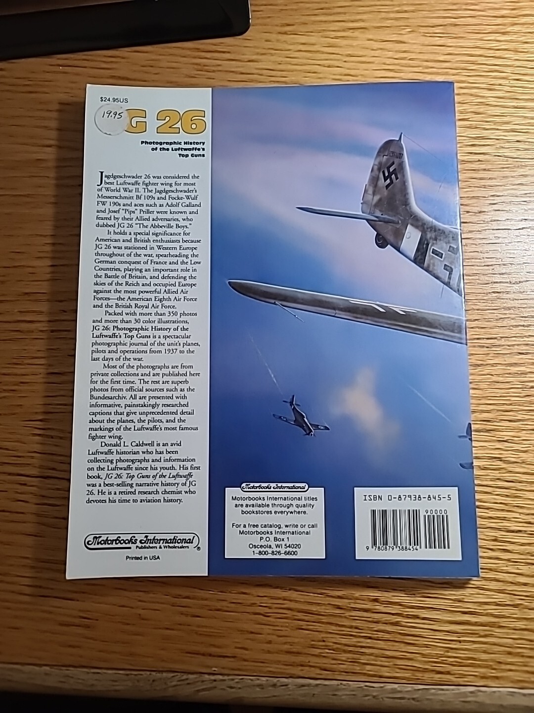 JG 26: Photographic History of the Luftwaffe's Top Guns. SC Book. WWII.
