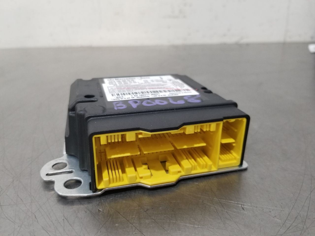 18 2018 MERCEDES GLS450 166 TYPE SRS RESTRAINT CONTROL MODULE 1669000320