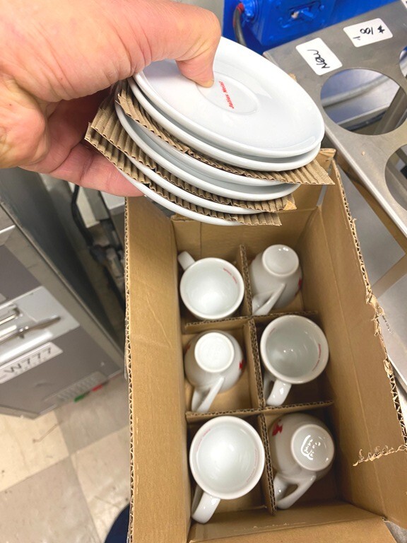 Espresso/ Julius Meinl White ME01-3B / Porcelain 6 Cups & 6 Plates Set / 2.9 Oz