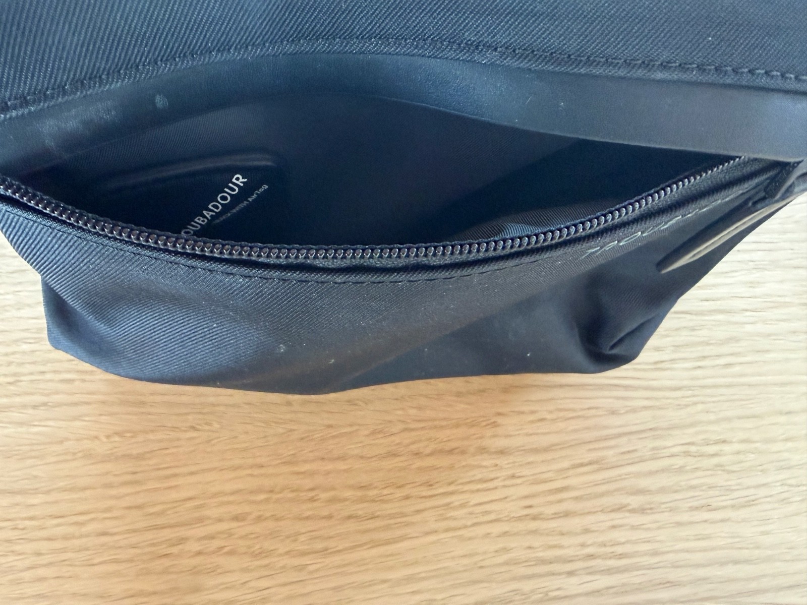 Troubadour Caboodle Case 2.0 Great for Cables, Adaptors, Plugs, or as a Wash Bag