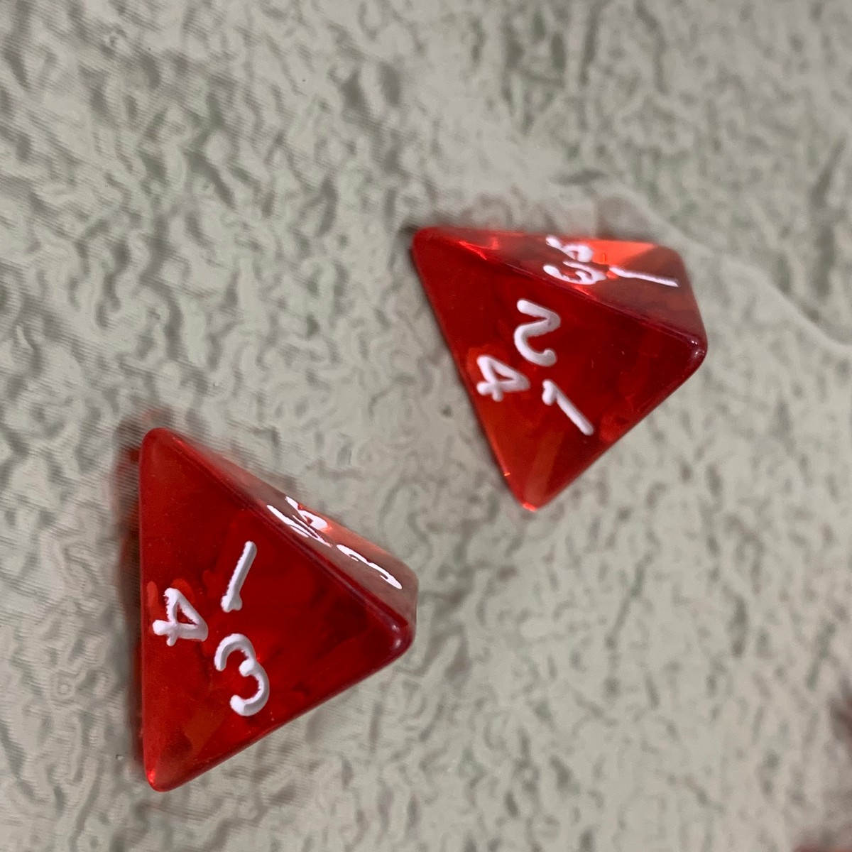 50pcs D4 Dice Red Gem Health Potion RPG Tabletop Game Set