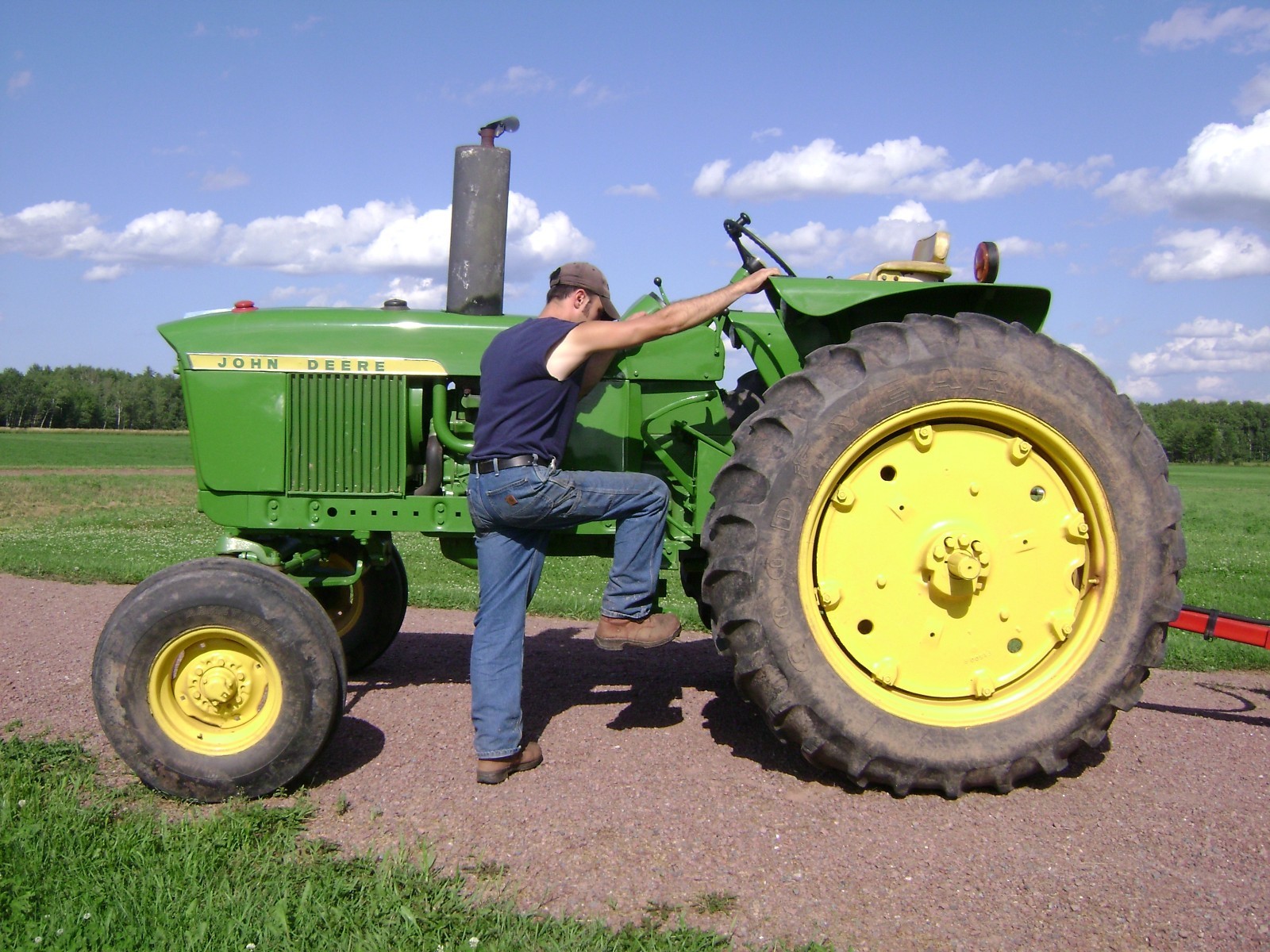 USA - STEP EXTENSION JOHN DEERE 2510 3010 4010 2520 3020 4020 BARE METAL FINISH