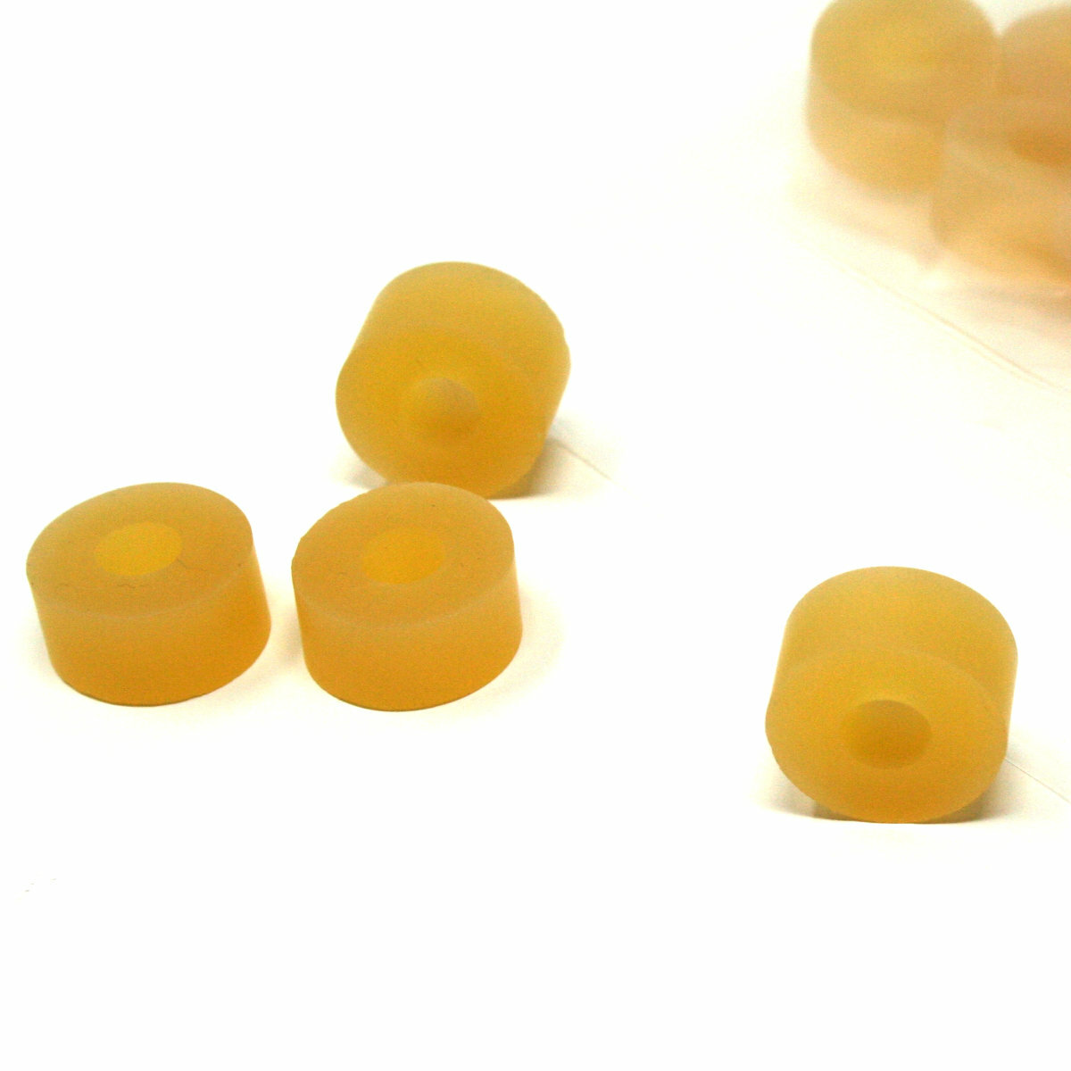 Tri Bander Bands 100-Pack Made in USA Rings Castrate Bulls Cattle Sheep