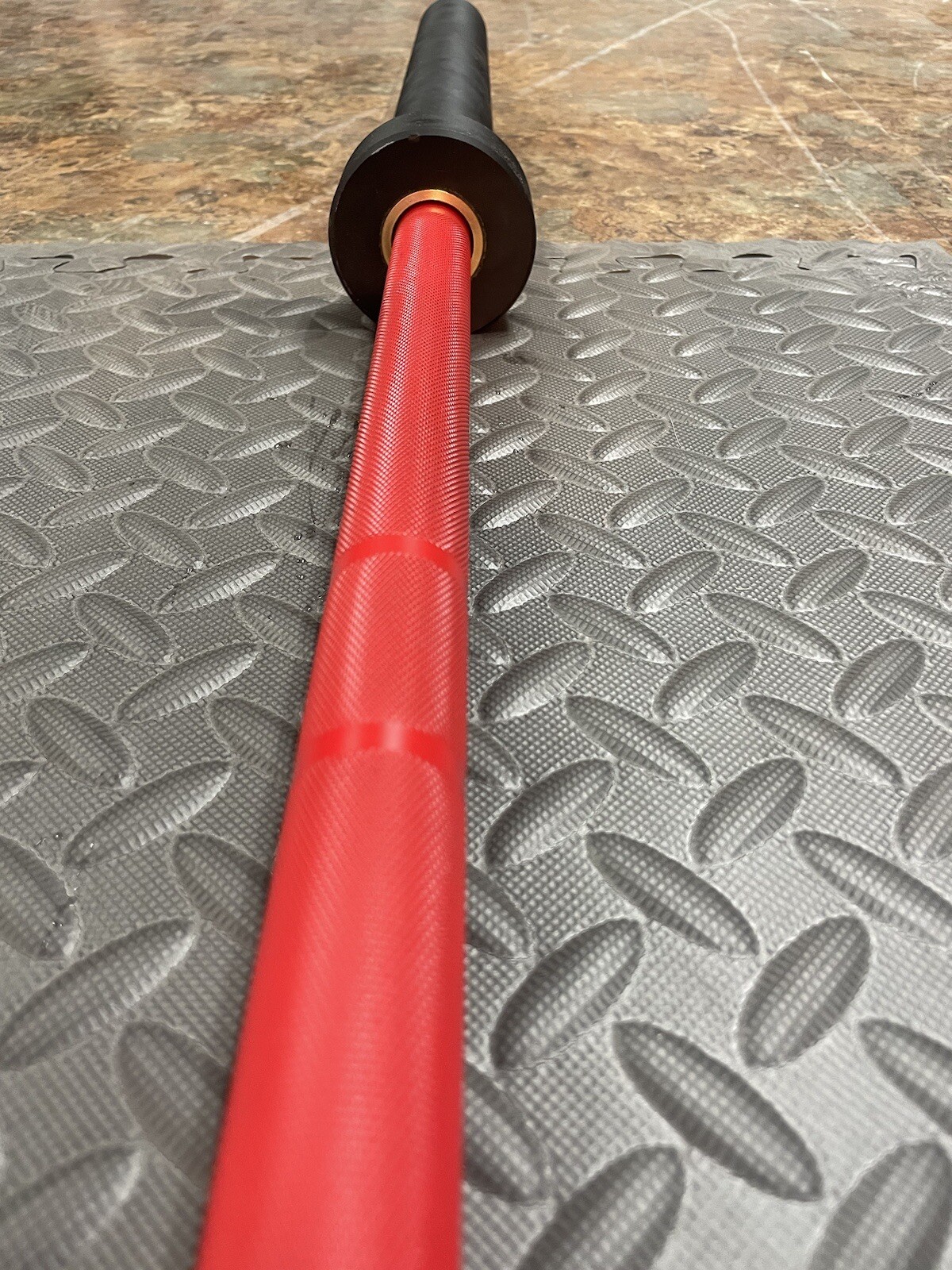 Red Cerakote Or Green 20kg 7ft Long 1500lb Olympic Barbell w/ Black Sleeves