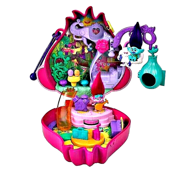 Polly Pocket & DreamWorks Trolls Compact Playset w POPPY & BRANCH & Accessories