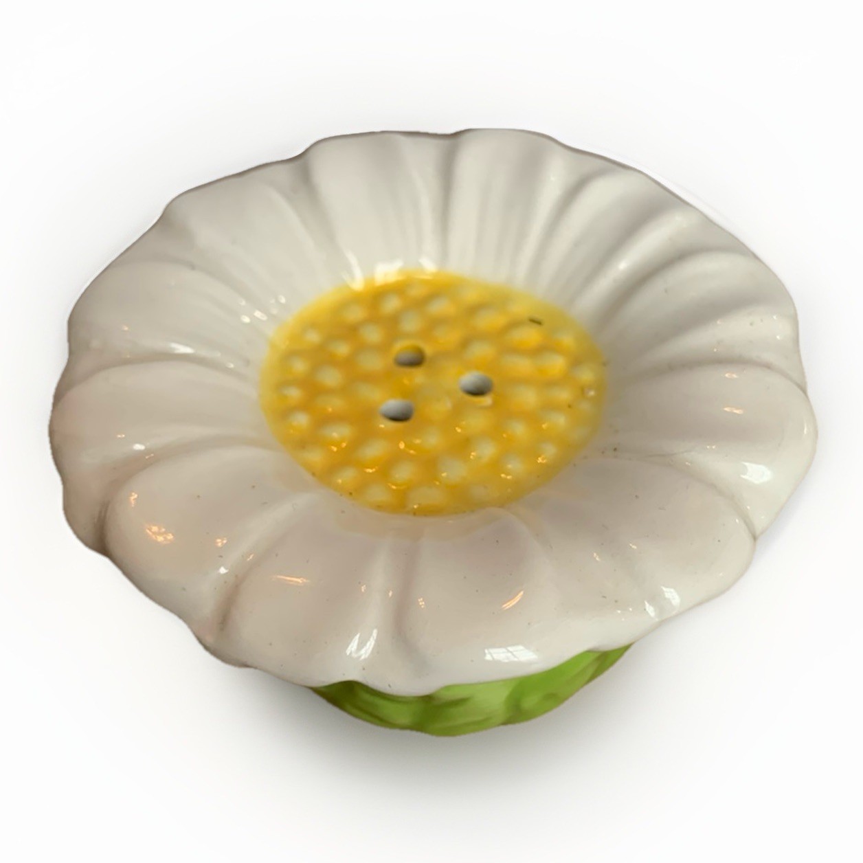 Bee And Daisy Salt And Pepper Shakers