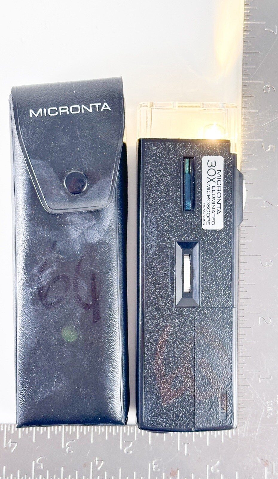 Vintage Micronta Working Microscope 30X Portable Pocket Handheld Illuminated