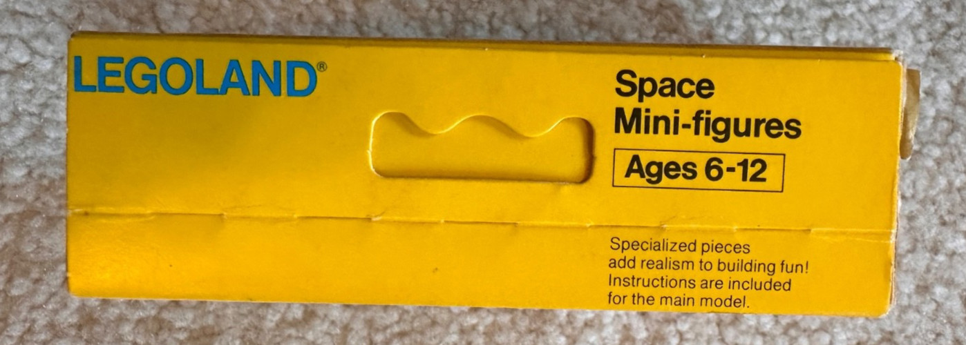 Vintage 1983 Lego Space set 6701 - Space Mini-figures; 100% complete with box