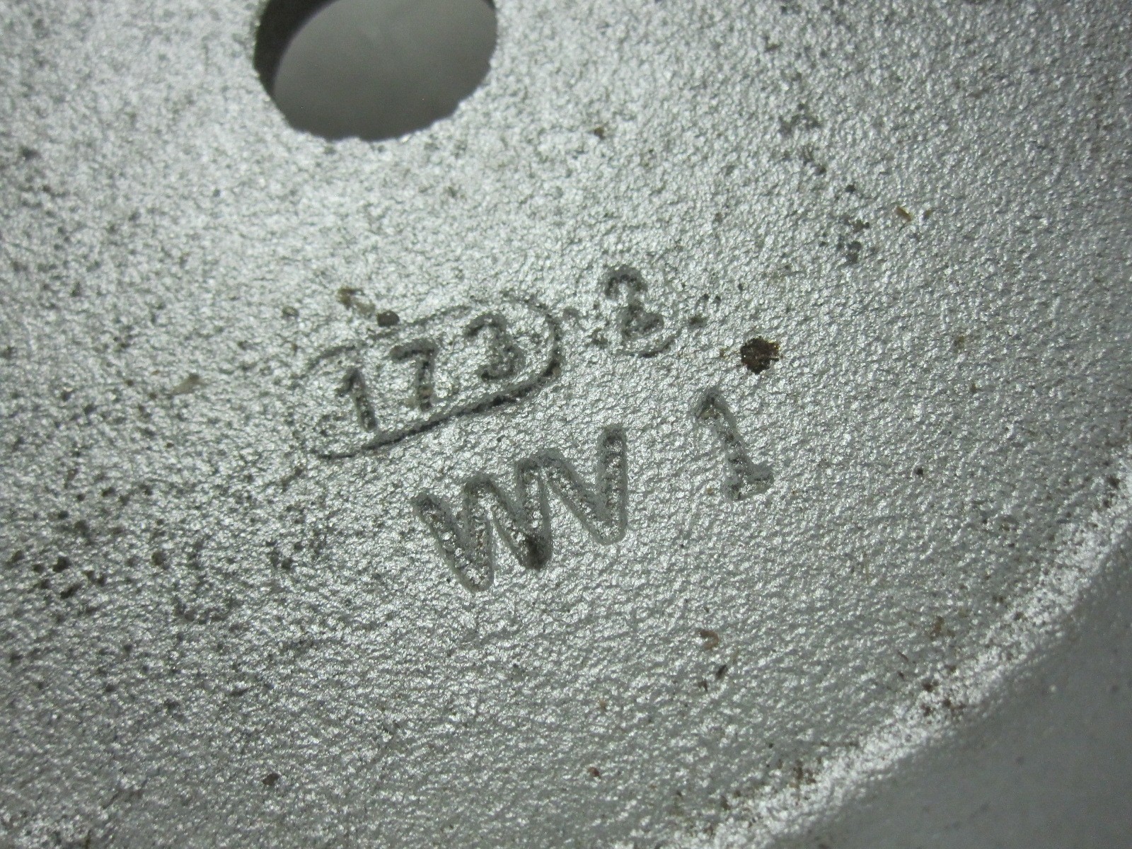 2x Bond 3310 Cast Iron Triangular CUP DOLLY Phenolic Wheels 750 lb Capacity