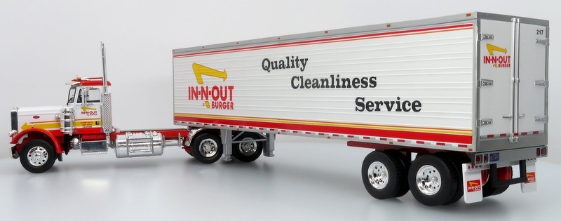 1:43 Peterbilt 359 Tractor Trailer: In-N-Out Burger