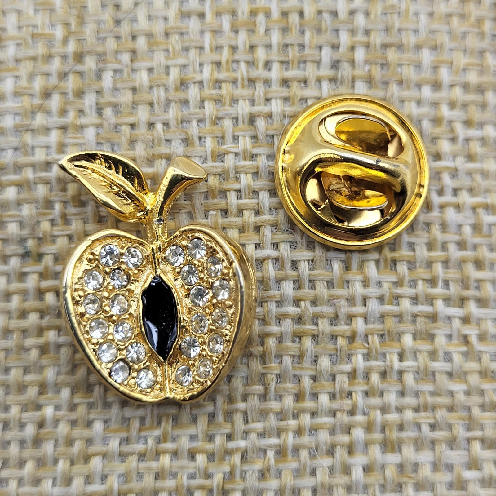 Fab vintage Apple Tie tack lapel pin enamel rhinestone teacher fruit