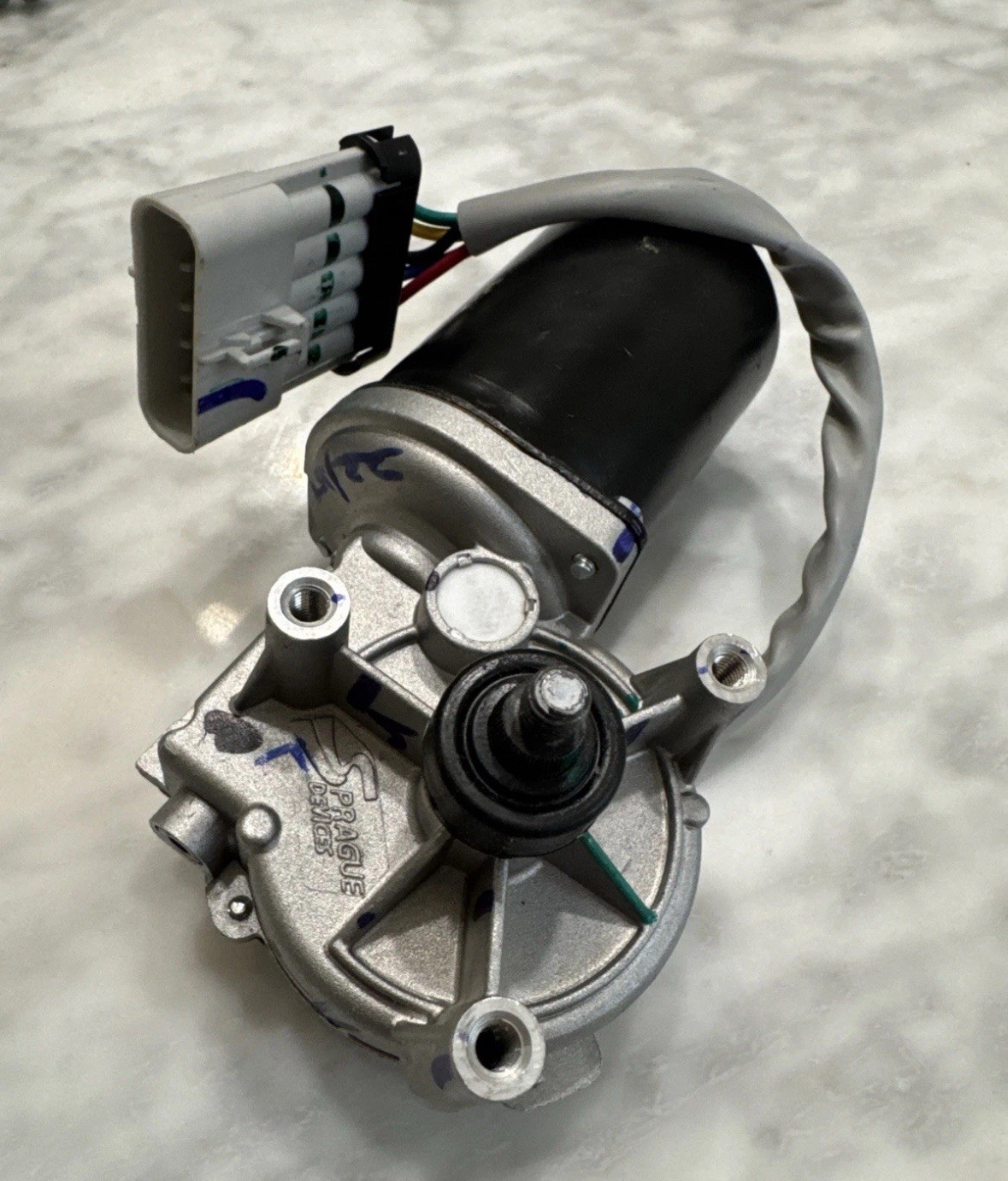 Genuine Volvo VNL OEM Windshield Wiper Motor E-008-293, 85150366, 78746824