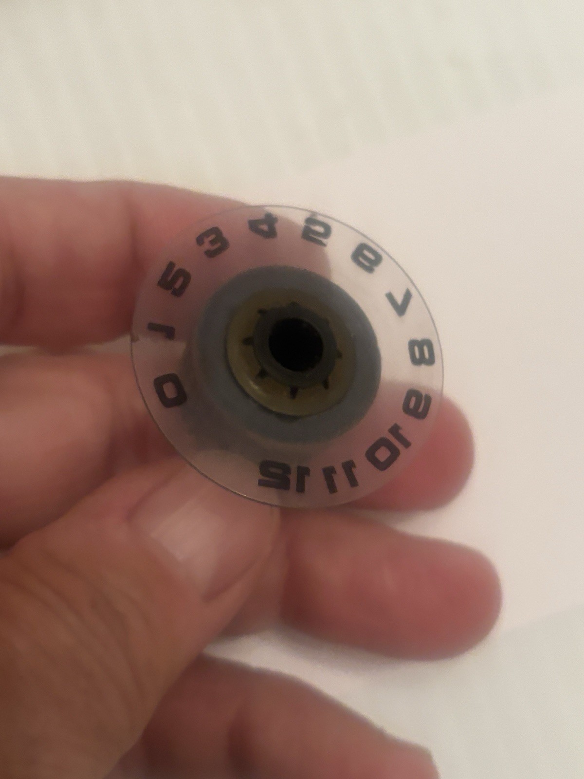 GIBSON MEDALIST 4/10 TUBE AMPLIFIER - ONE ORIGINAL KNOB