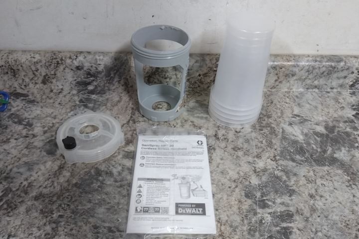 Graco 25R791 20V 5/16 Gal Tank Capacity Cordless Handheld Sprayer