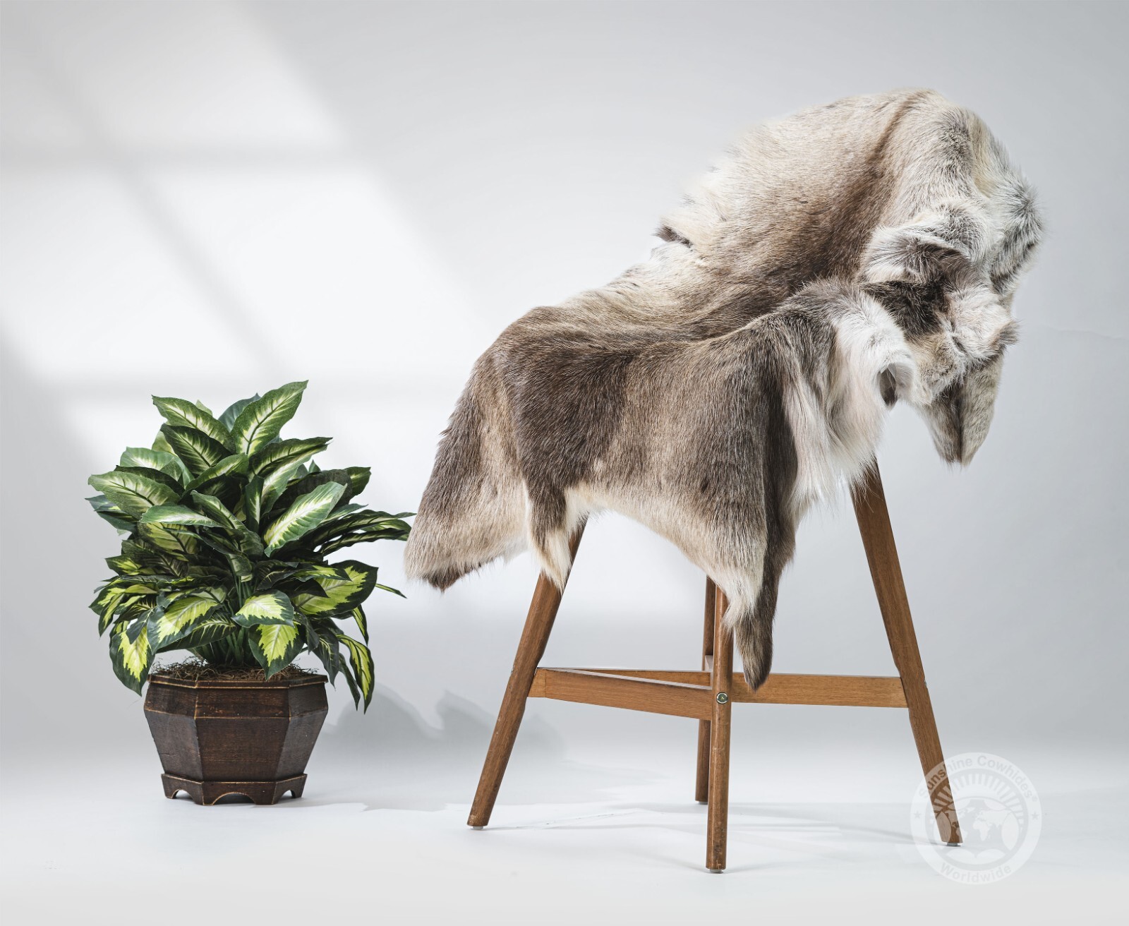 Greyish Genuine Reindeer Hide Rug - Size 3x5'