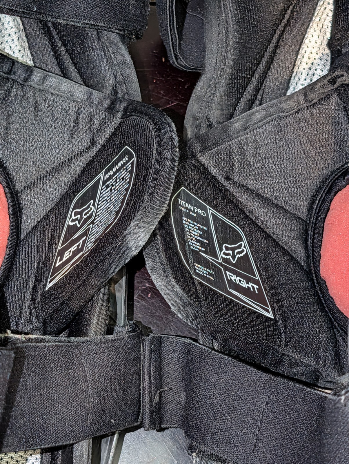 Fox Racing Titan Pro Knee Shin Guard One size fits most Black White