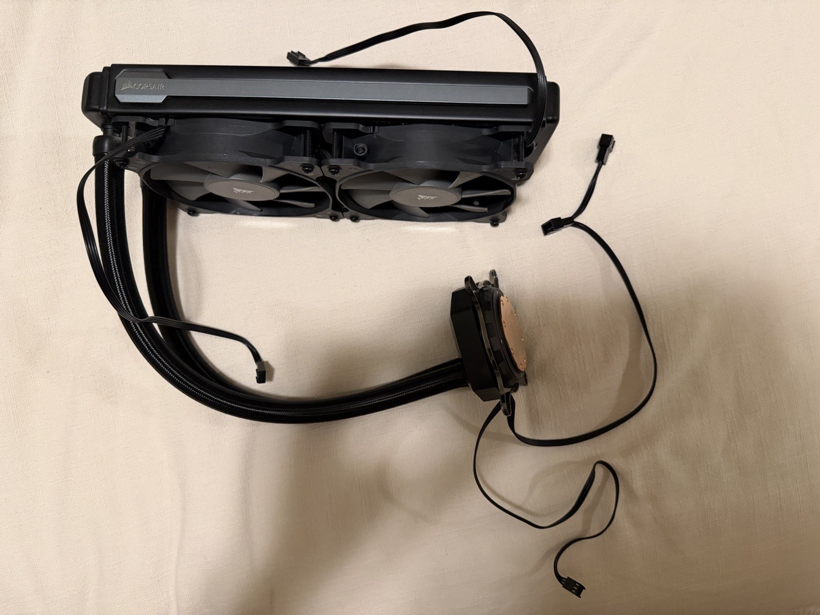 Corsair CW-9060025-WW Hydro Series H100i v2 Liquid Cooler