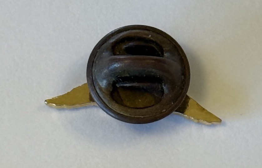 Lot of 4 Vintage AOPA Aviation Lapel Pins Wings Member Staff Pilot Badges