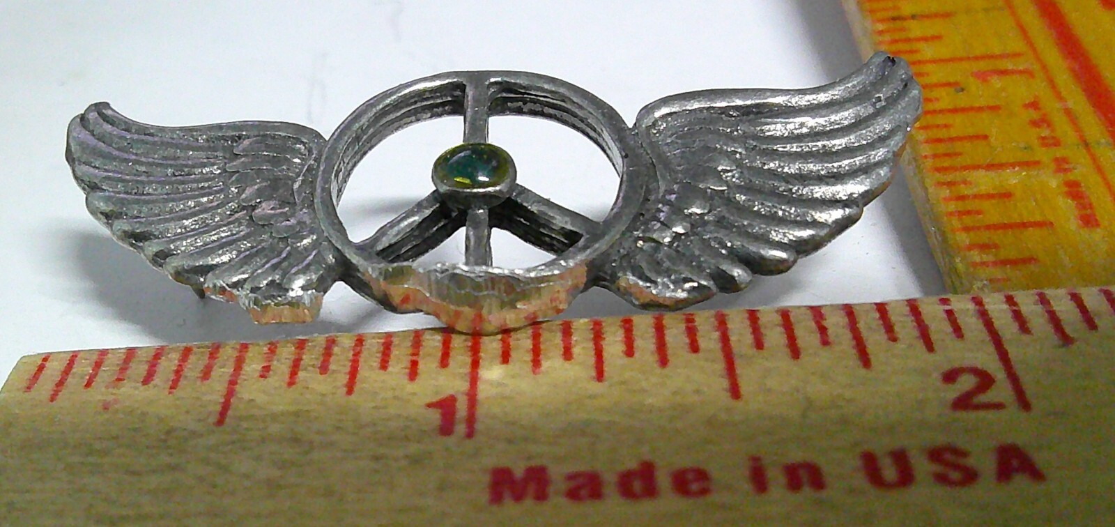 winged Peace Sign pin vintage collectible old "Hippy" -NO WAR- protest pinback